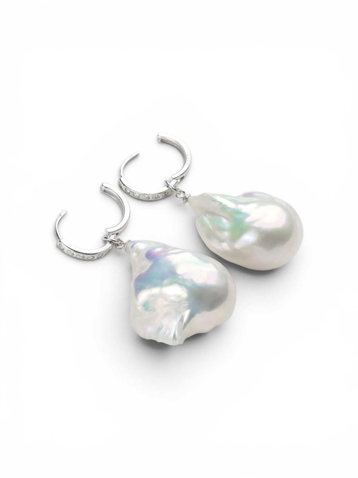 Brincos Assinatura de Pérolas Edison Barrocas Brancas 15–18 mm | Prata 925 com Zircônias
