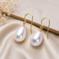 Brincos de Pérola Edison Branca Gota Barroca 10–13 mm | Banho Ouro 18K