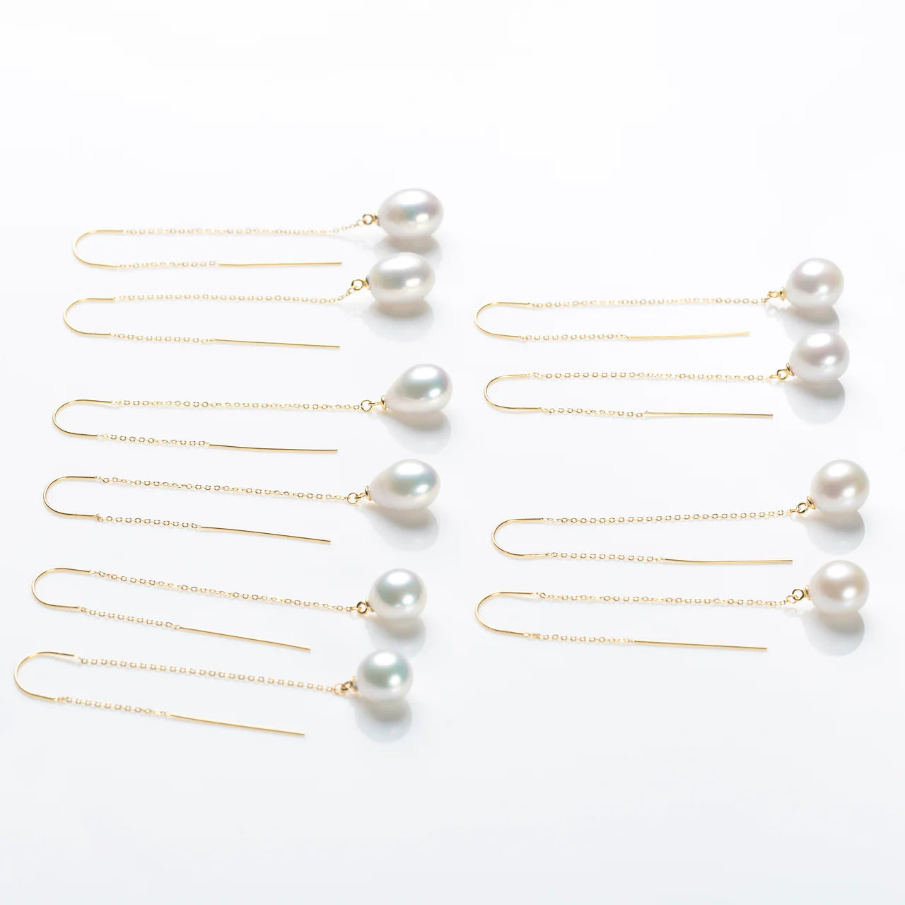 Brincos Longos de Pérolas Edison Brancas AA+ | Design Passante | Banho Ouro 18K